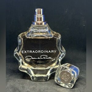 Oscar de la Renta Extraordinary Eau de Parfum 3oz. ✨lightly sprayed no box✨